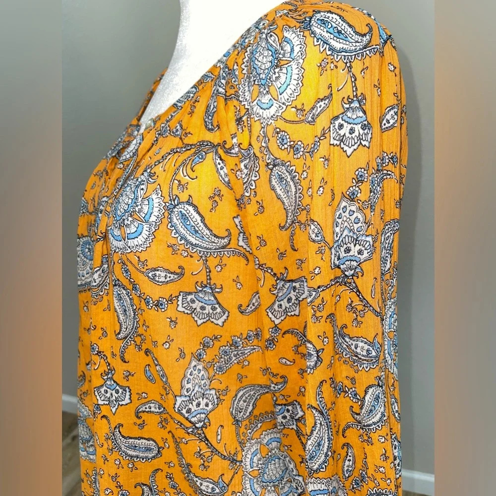 NWOT CHAPS women’s blouse - Picture 4 of 9